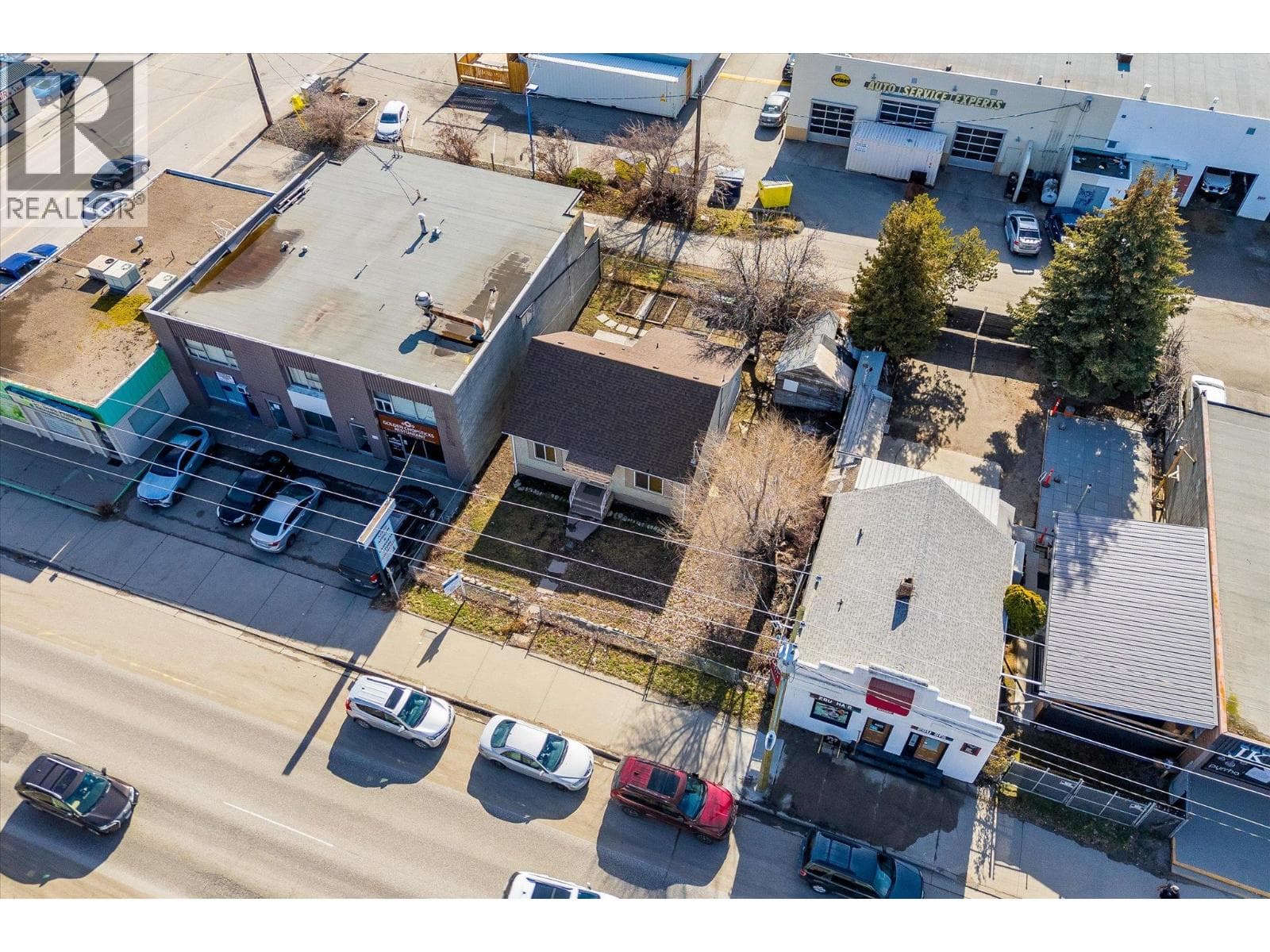 2465 MAIN STREET, Interior REALTORS® — photo 4