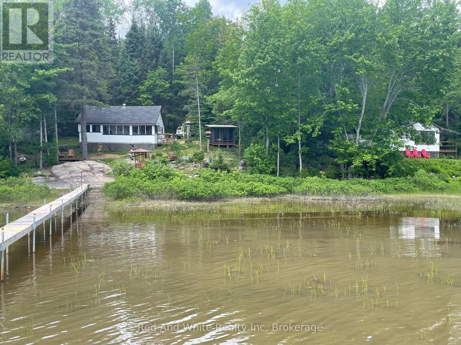 53 COTTAGE COURT in