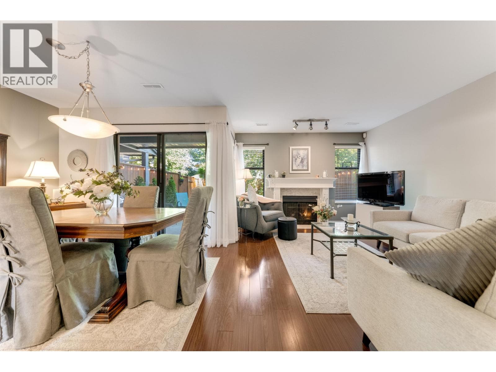 11 20681 THORNE AVENUE, Greater Vancouver — photo 2