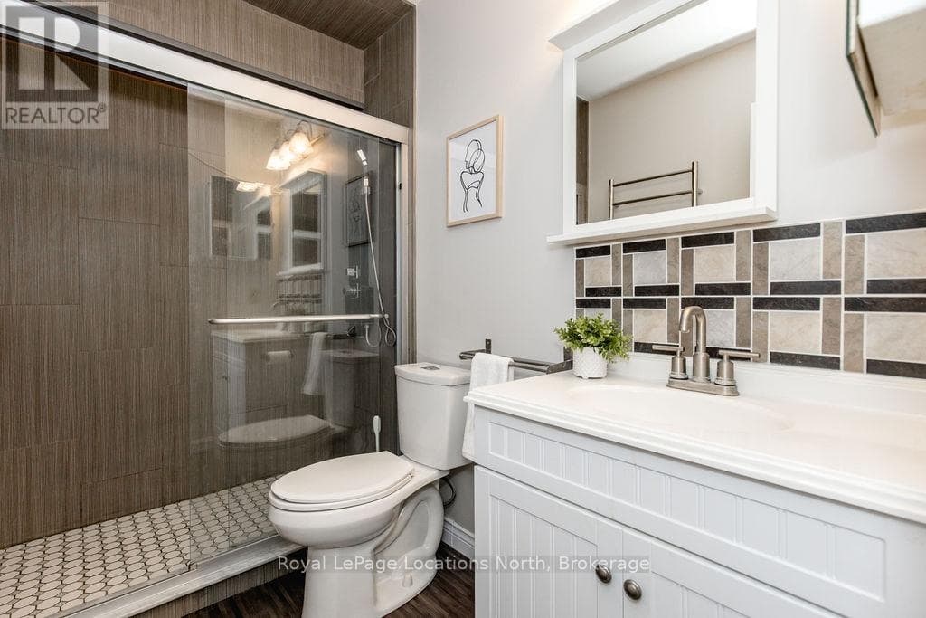 41 - 11 LAGUNA PARKWAY, OnePoint — photo 5
