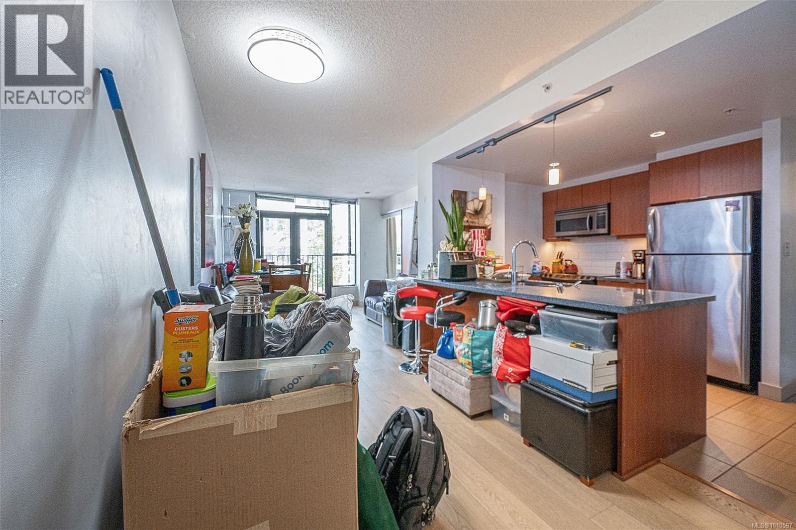 311 760 Johnson St, Victoria — photo 4