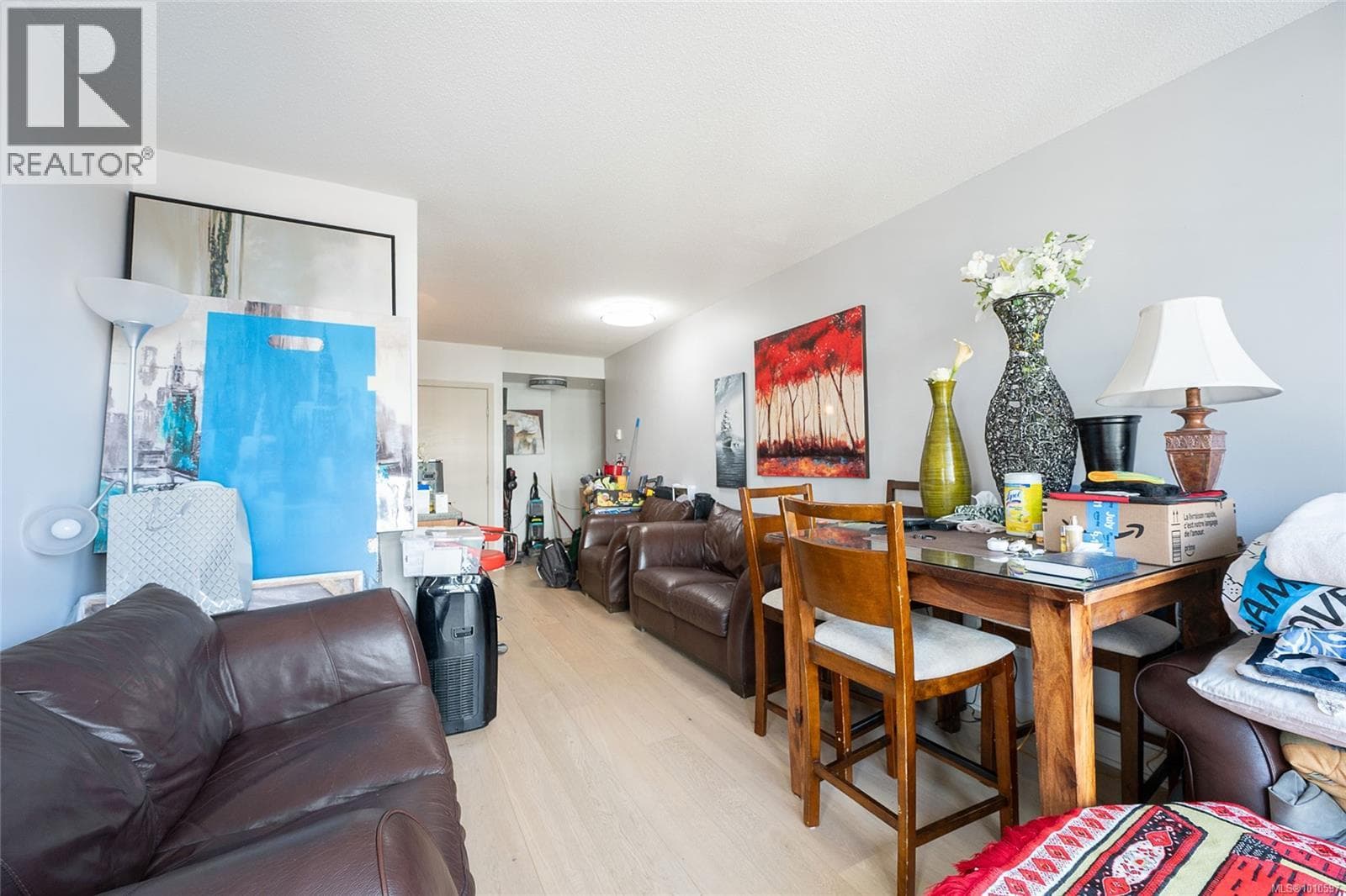 311 760 Johnson St, Victoria — photo 2