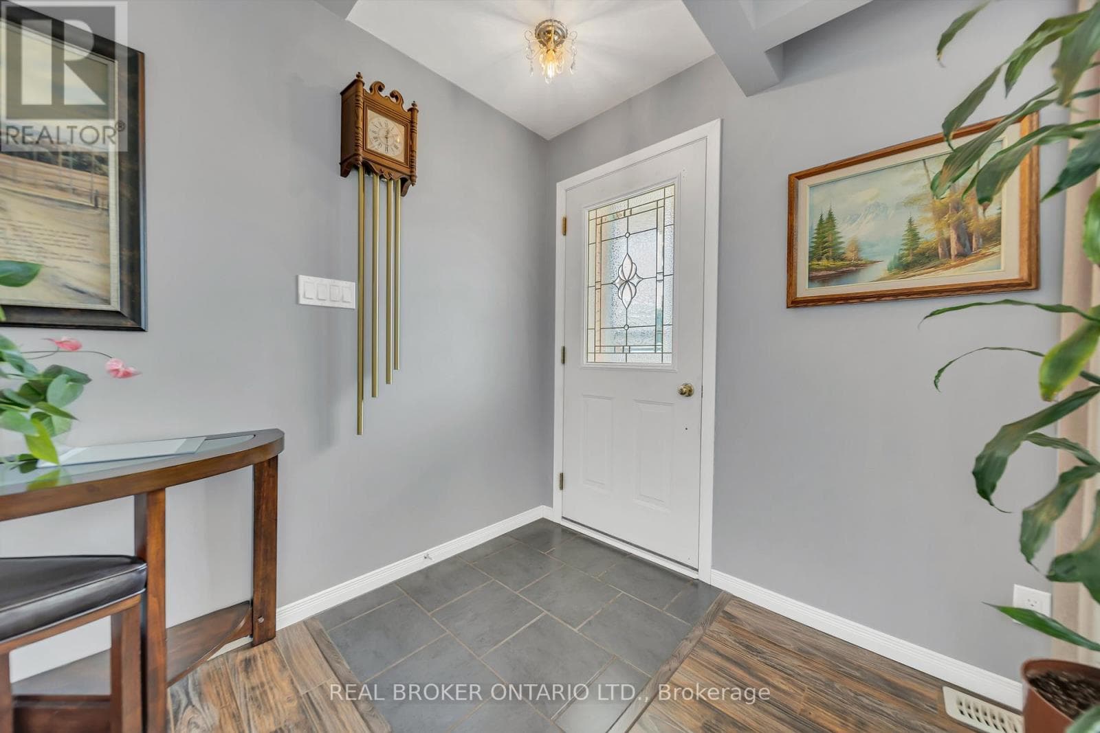 490 SADDLER STREET EAST, Toronto — photo 5