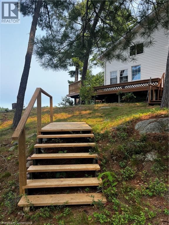 WL106-1 LOUDON Island, Cornerstone — photo 2