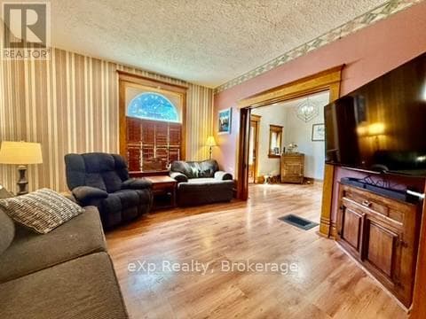 531 11TH AVENUE — photo 3