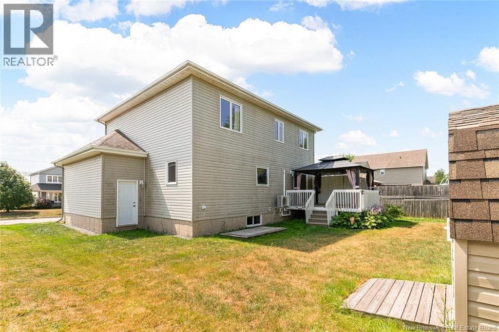 75 SAVANNAH DRIVE — photo 2