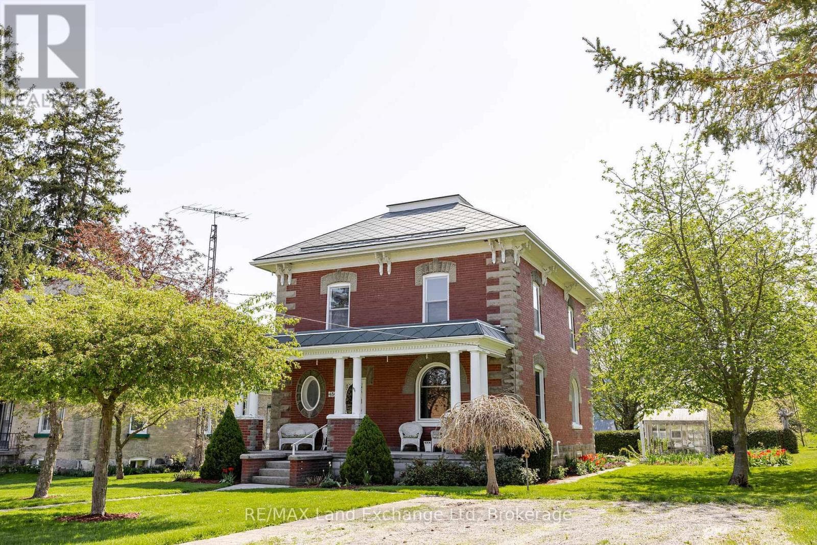 484 QUEEN STREET in 