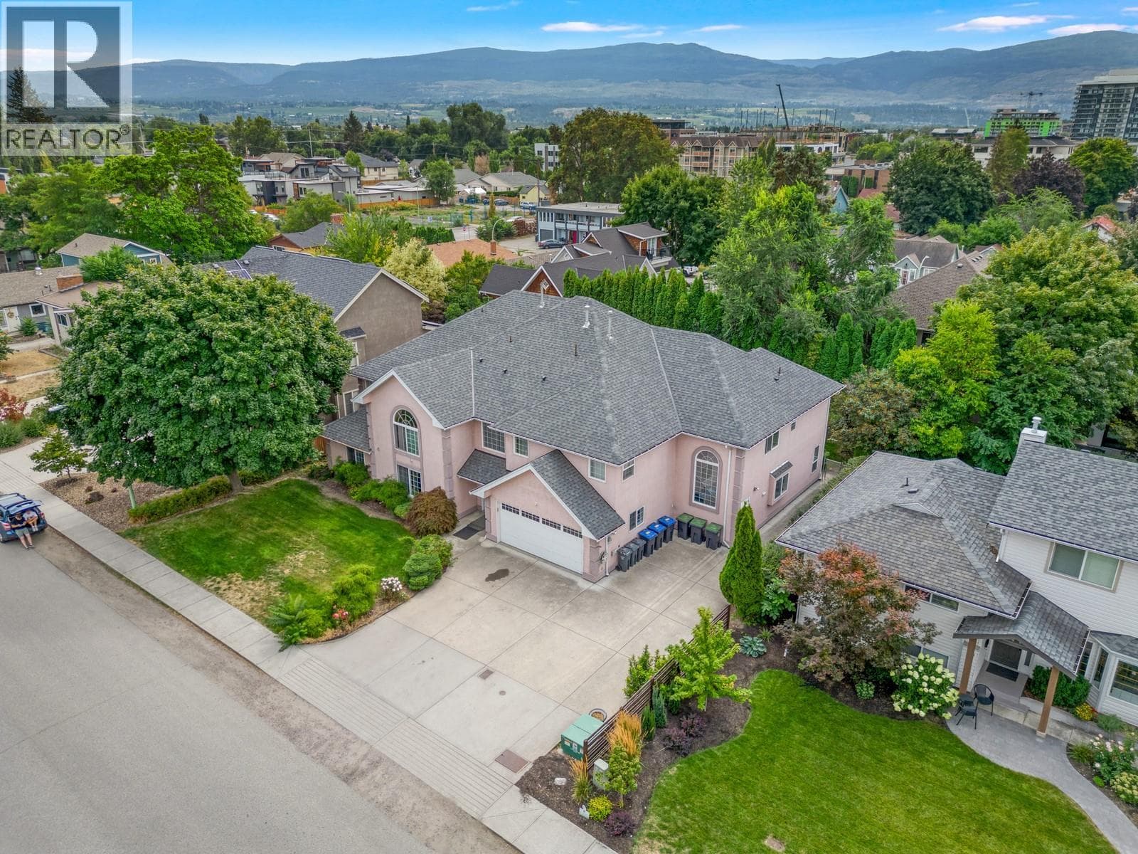 453 MORRISON AVENUE in South Pandosy - KLO