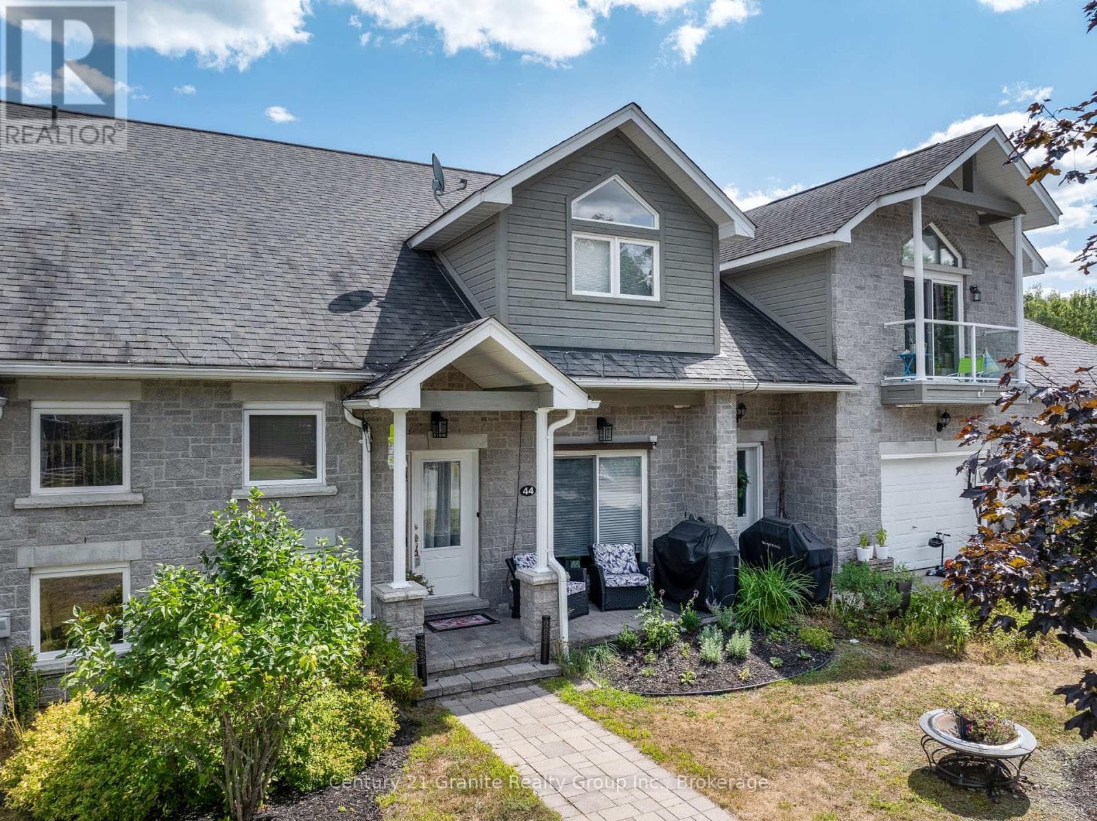 44 WEBB CIRCLE in 