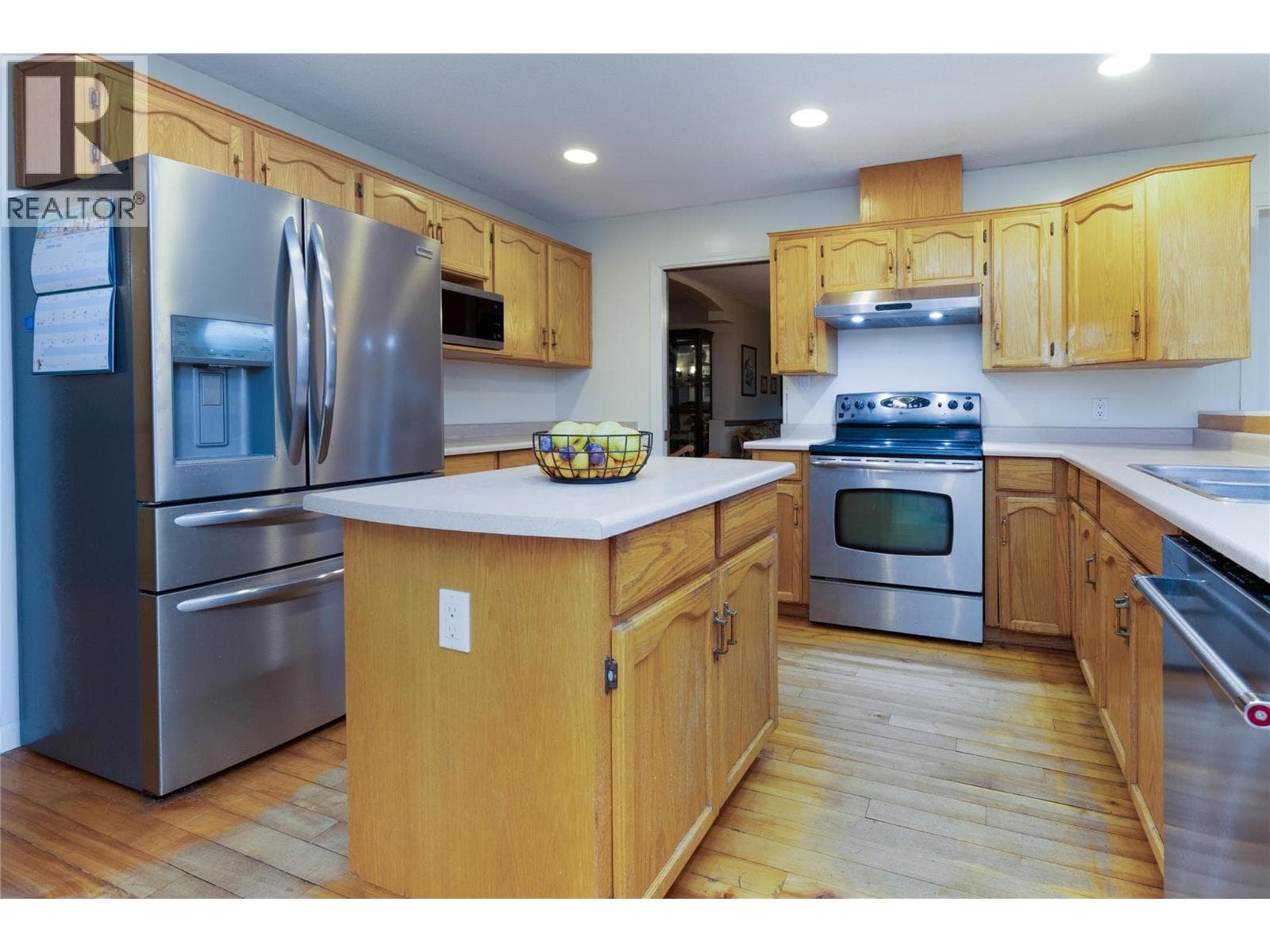 40 Mathews Road, Interior REALTORS® — photo 4