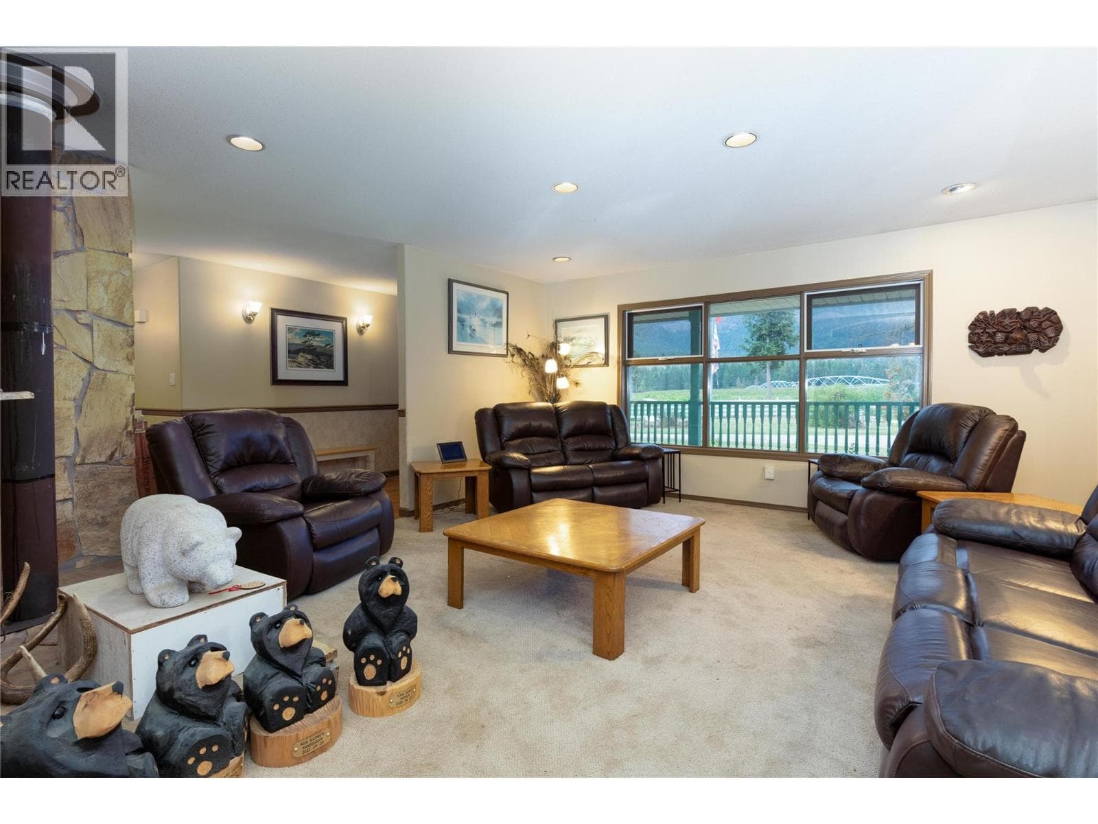 40 Mathews Road, Interior REALTORS® — photo 5