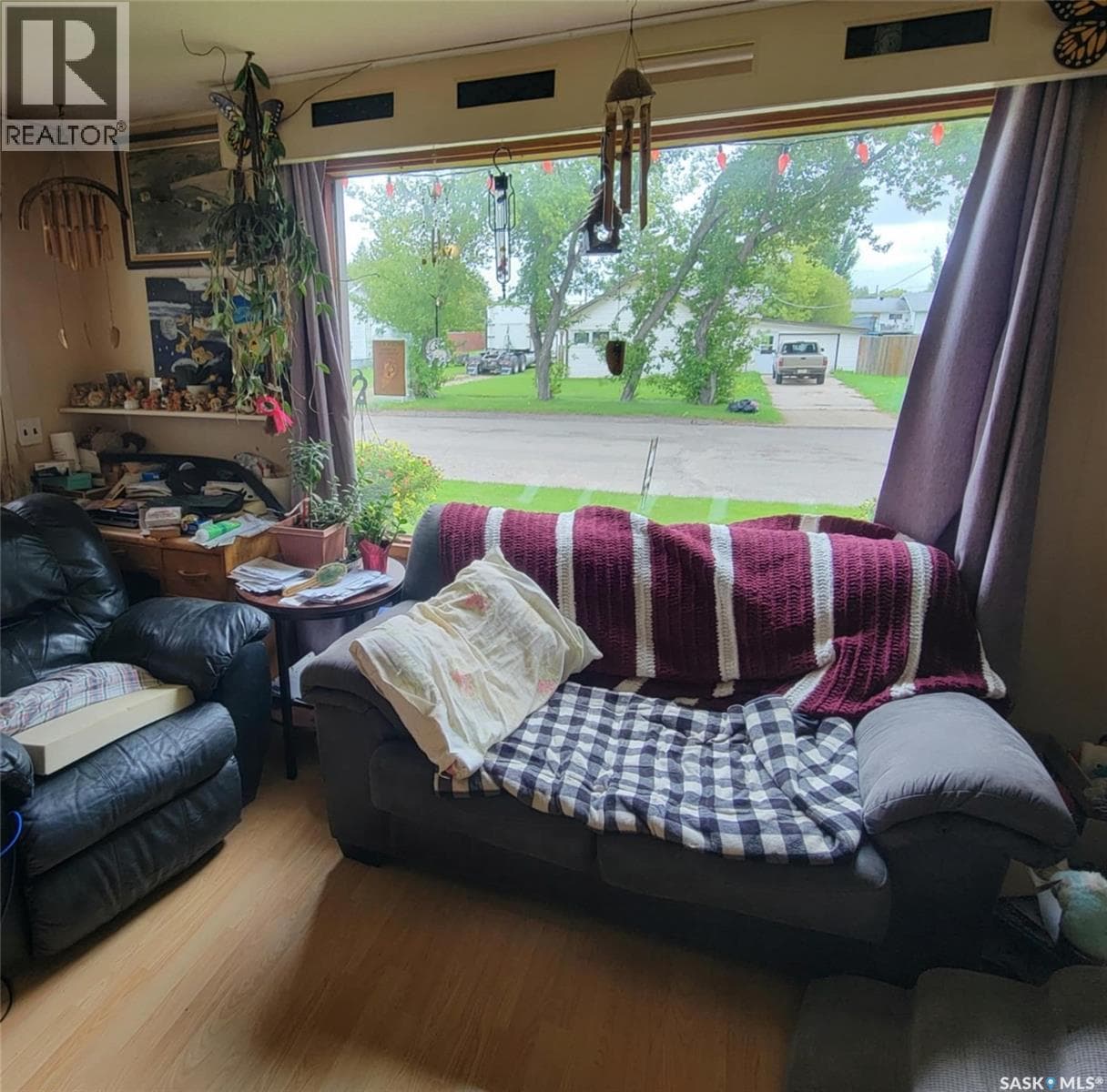 231 Third STREET NE, Saskatchewan — photo 4