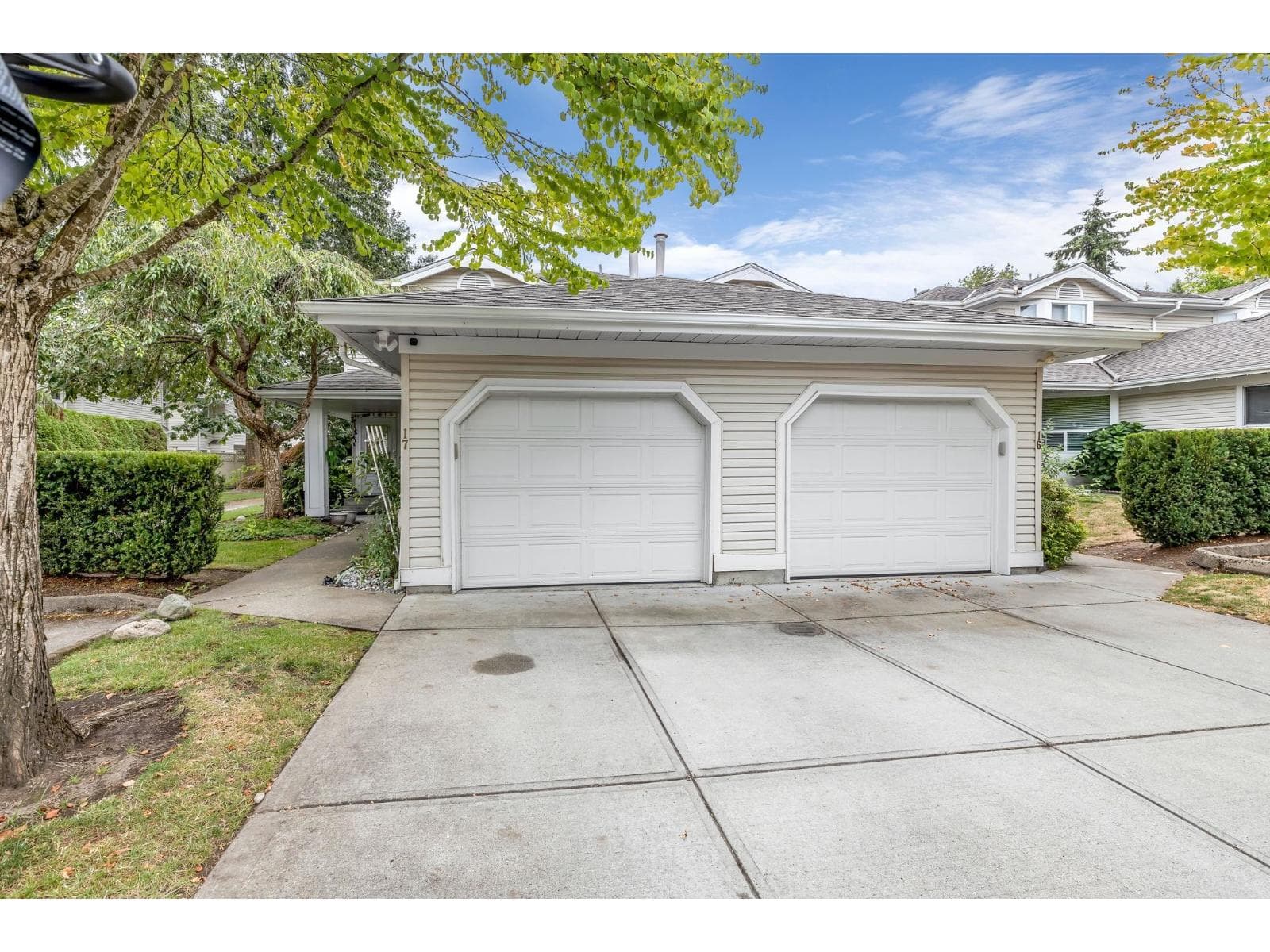 17 6478 121 STREET, Fraser Valley — photo 3