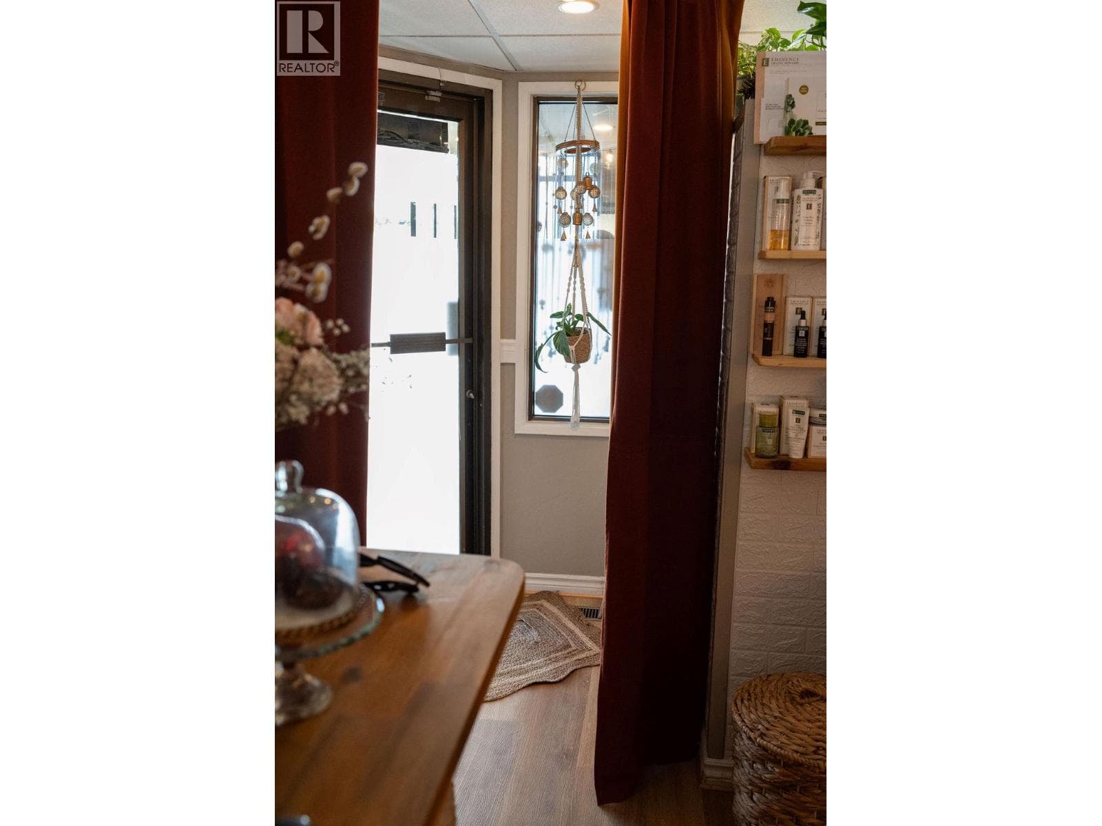 545 Lawrence Avenue Unit# 101A, Interior REALTORS® — photo 3