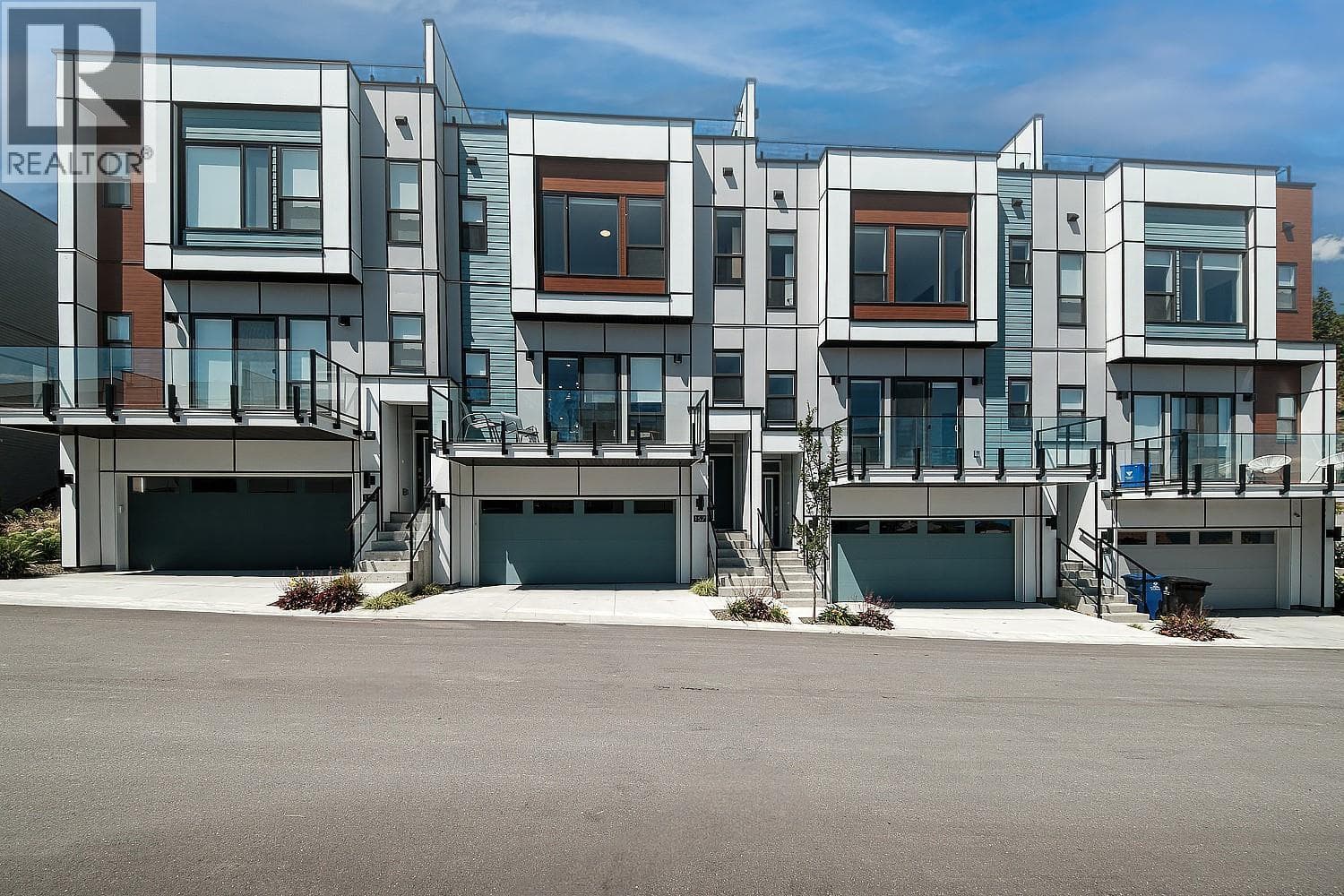 2100 CAMPBELL Road Unit# 157, Interior REALTORS® — photo 3