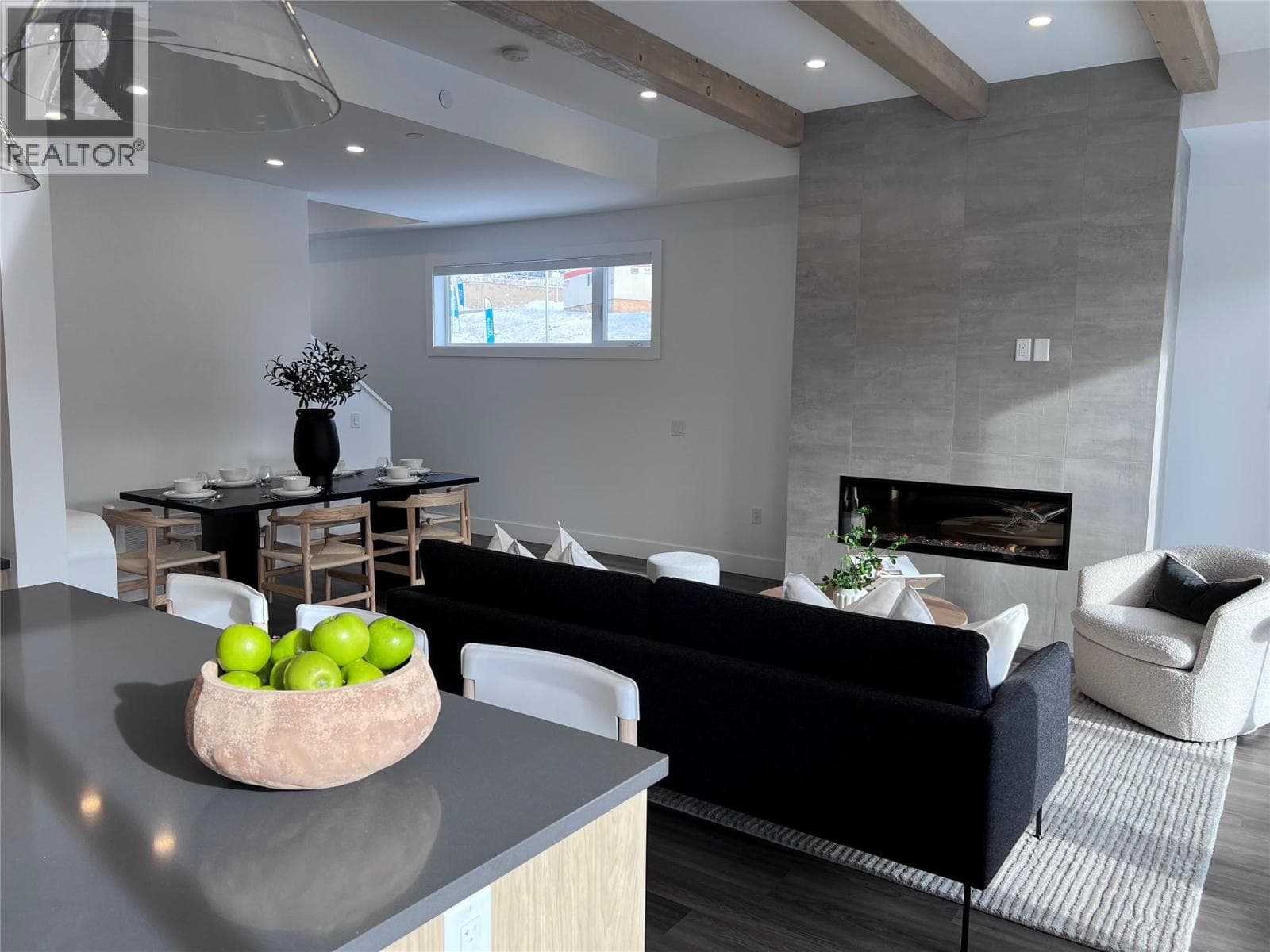 2100 CAMPBELL Road Unit# 170, Interior REALTORS® — photo 2
