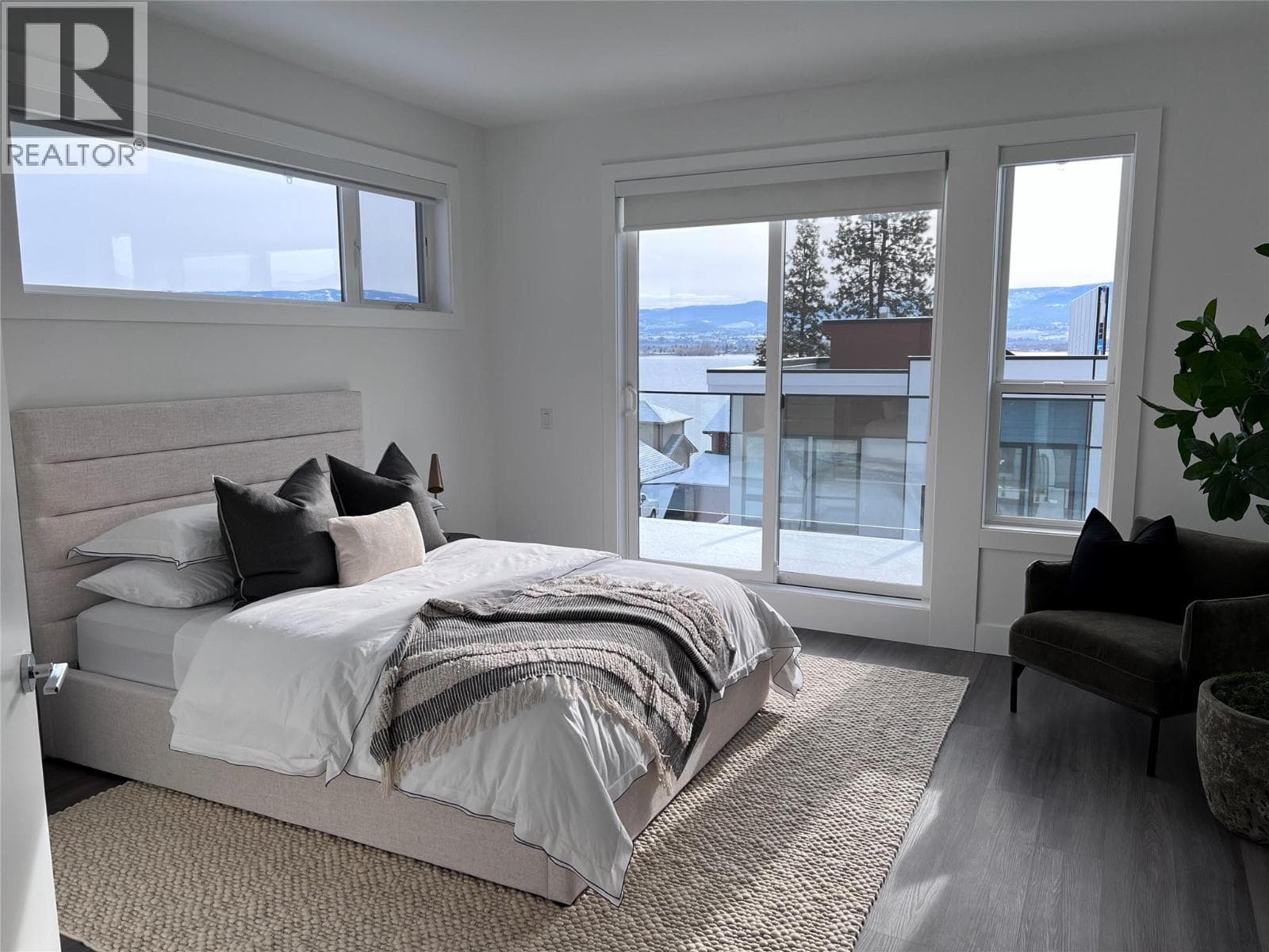 2100 CAMPBELL Road Unit# 170, Interior REALTORS® — photo 5