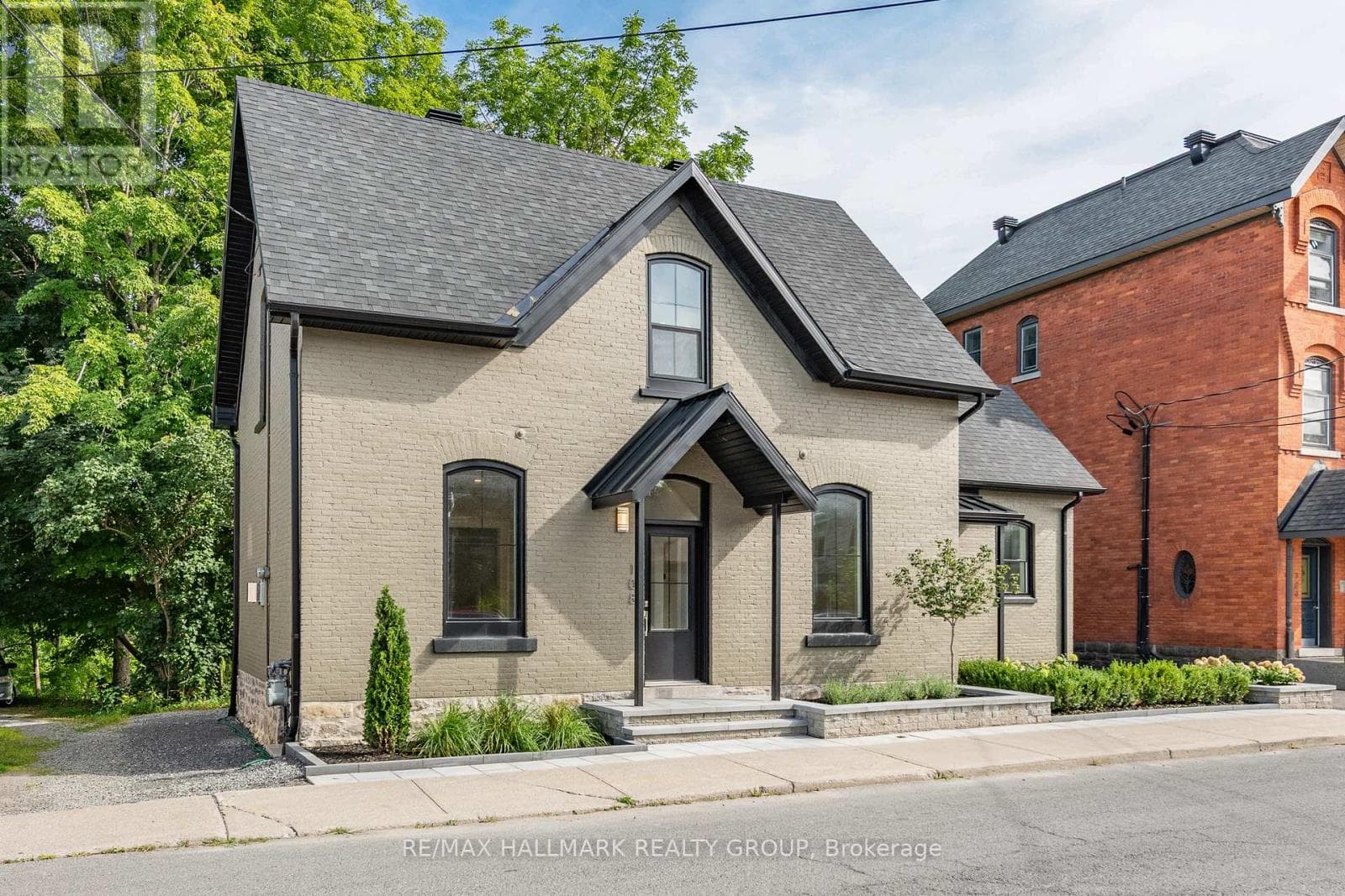 108 CLOTHIER STREET E, Ottawa — photo 3