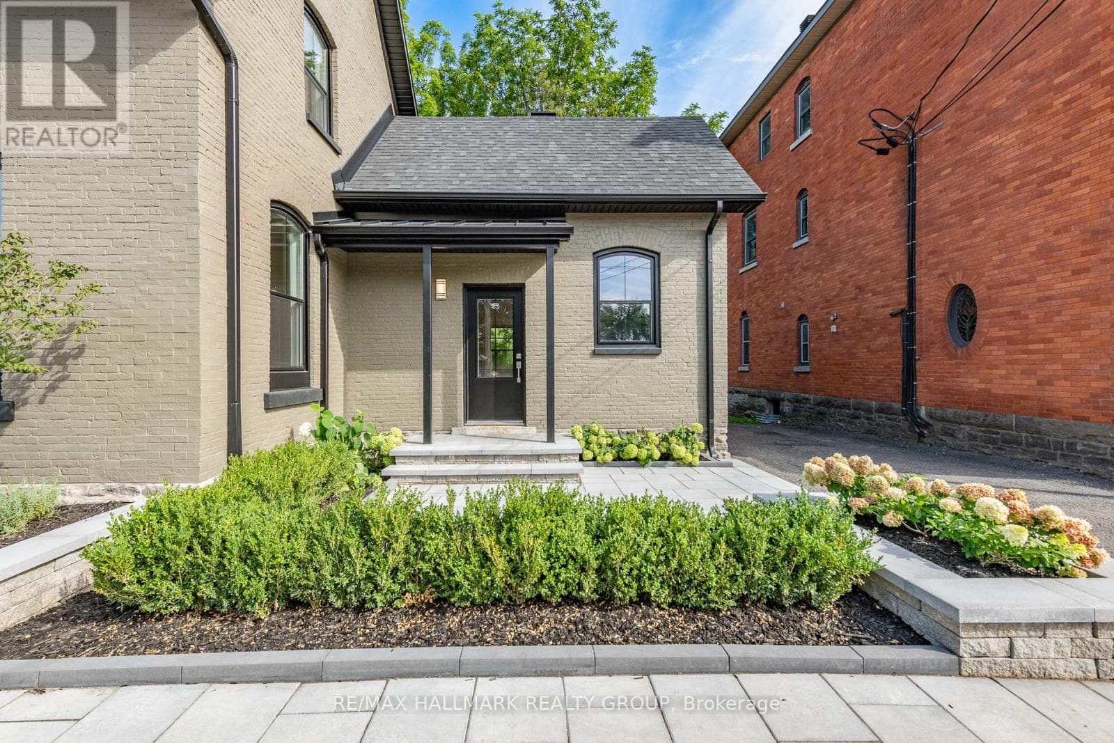 108 CLOTHIER STREET E, Ottawa — photo 4