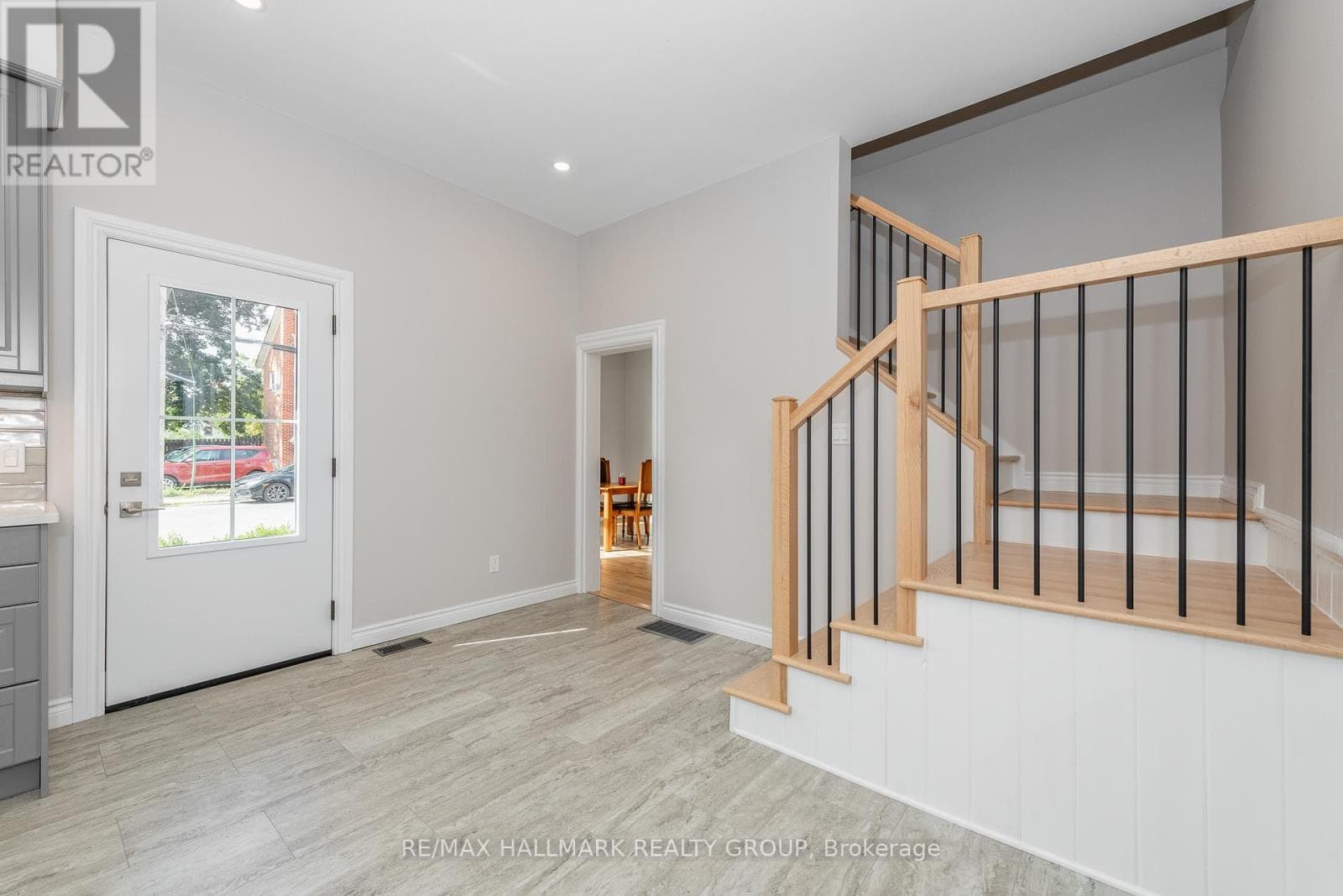 108 CLOTHIER STREET E, Ottawa — photo 5