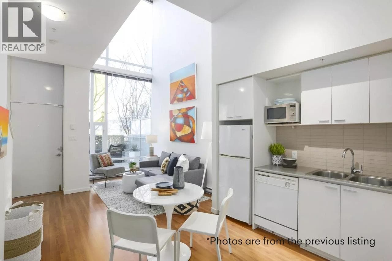 112 DUNSMUIR STREET, Greater Vancouver — photo 2
