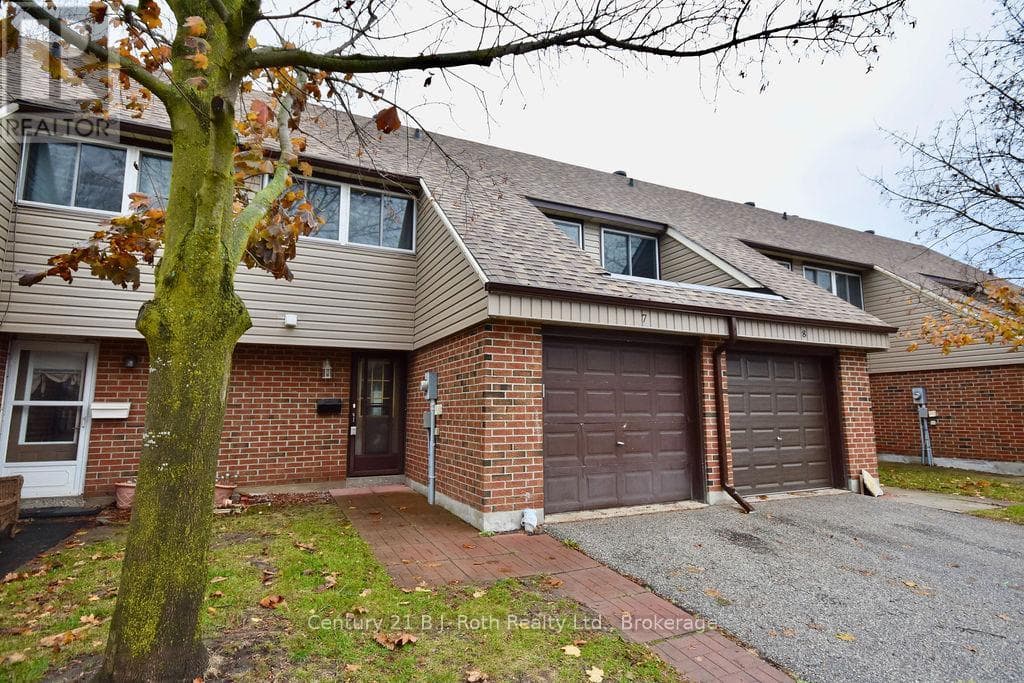 7 - 441 BARRIE ROAD, OnePoint — photo 2