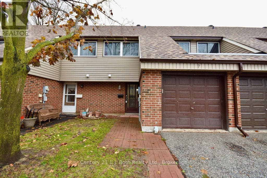 7 - 441 BARRIE ROAD, OnePoint — photo 4