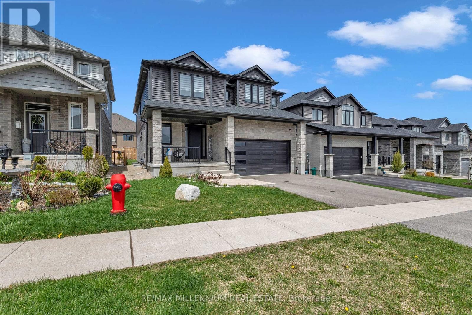 11 TINDALL CRESCENT, Toronto — photo 2