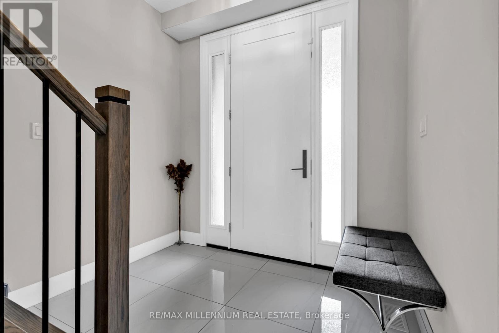 11 TINDALL CRESCENT, Toronto — photo 3