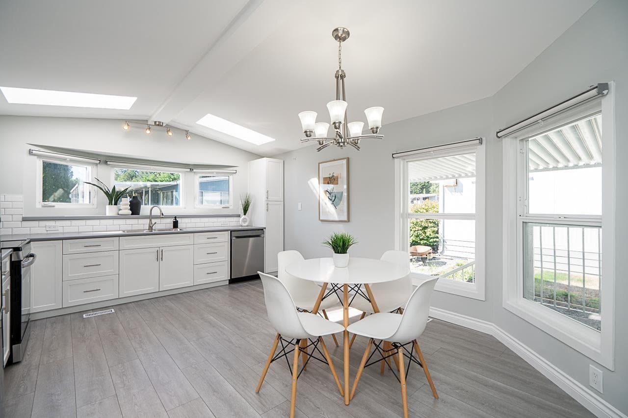 69 8254 134 STREET in Newton