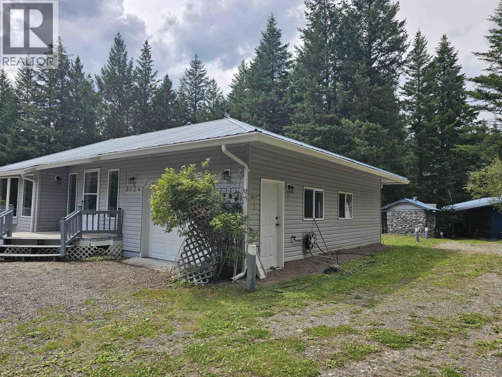 3024 KELDON ROAD — photo 4