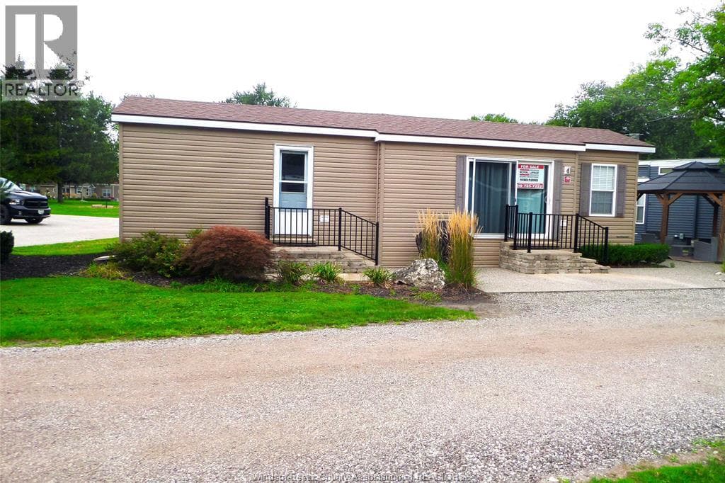 981 COUNTY RD 2 Unit# 700 in 