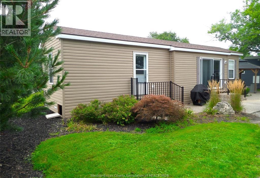 981 COUNTY RD 2 Unit# 700, Windsor — photo 3