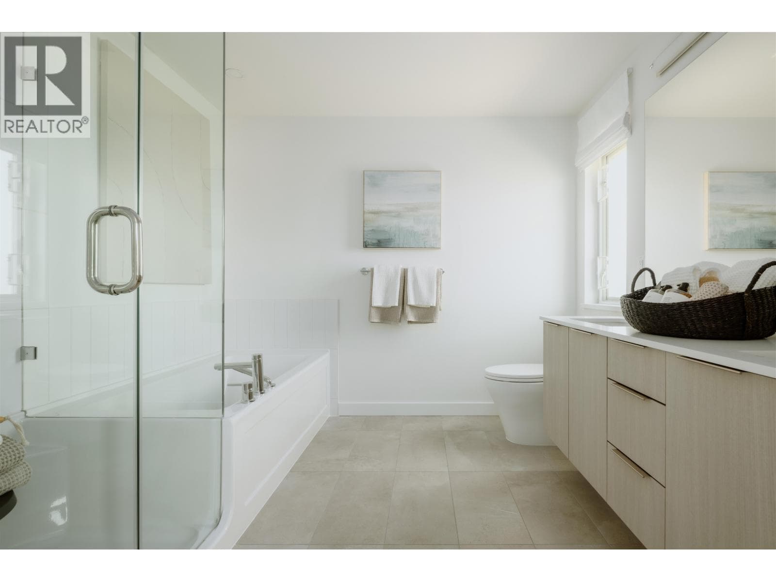 2470 ALDER WAY, Greater Vancouver — photo 3