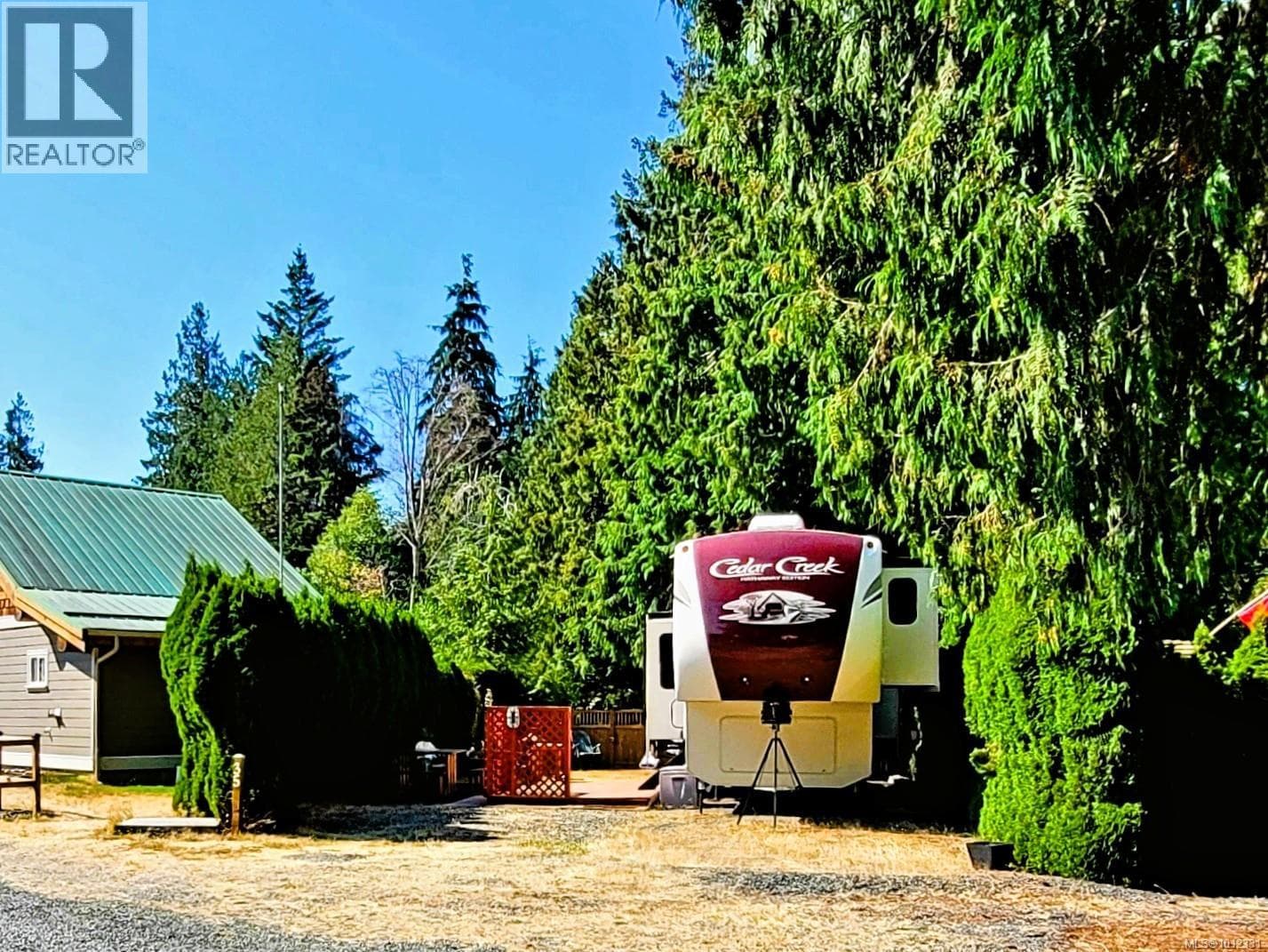 35 6050 Island Hwy W, Vancouver Island — photo 3