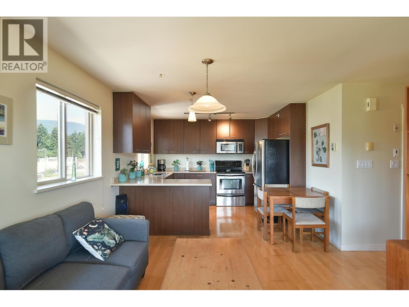 408 5631 INLET AVENUE — photo 4