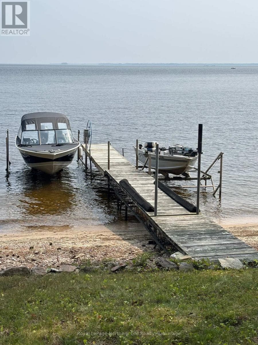 16 MUSKIE BAY LAKE NIPISSING, North Bay — photo 5
