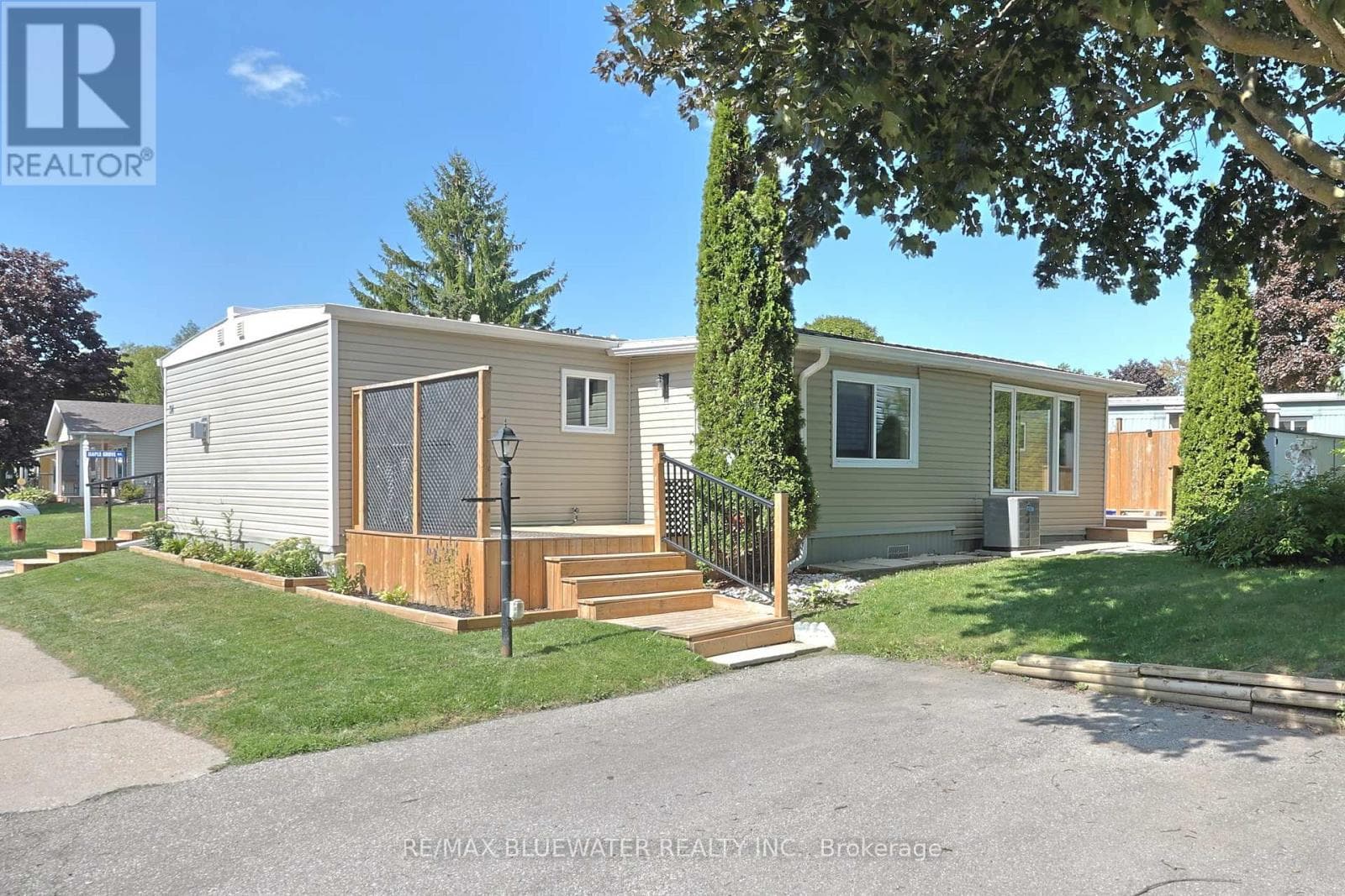 34 PEBBLE BEACH PARKWAY — photo 2