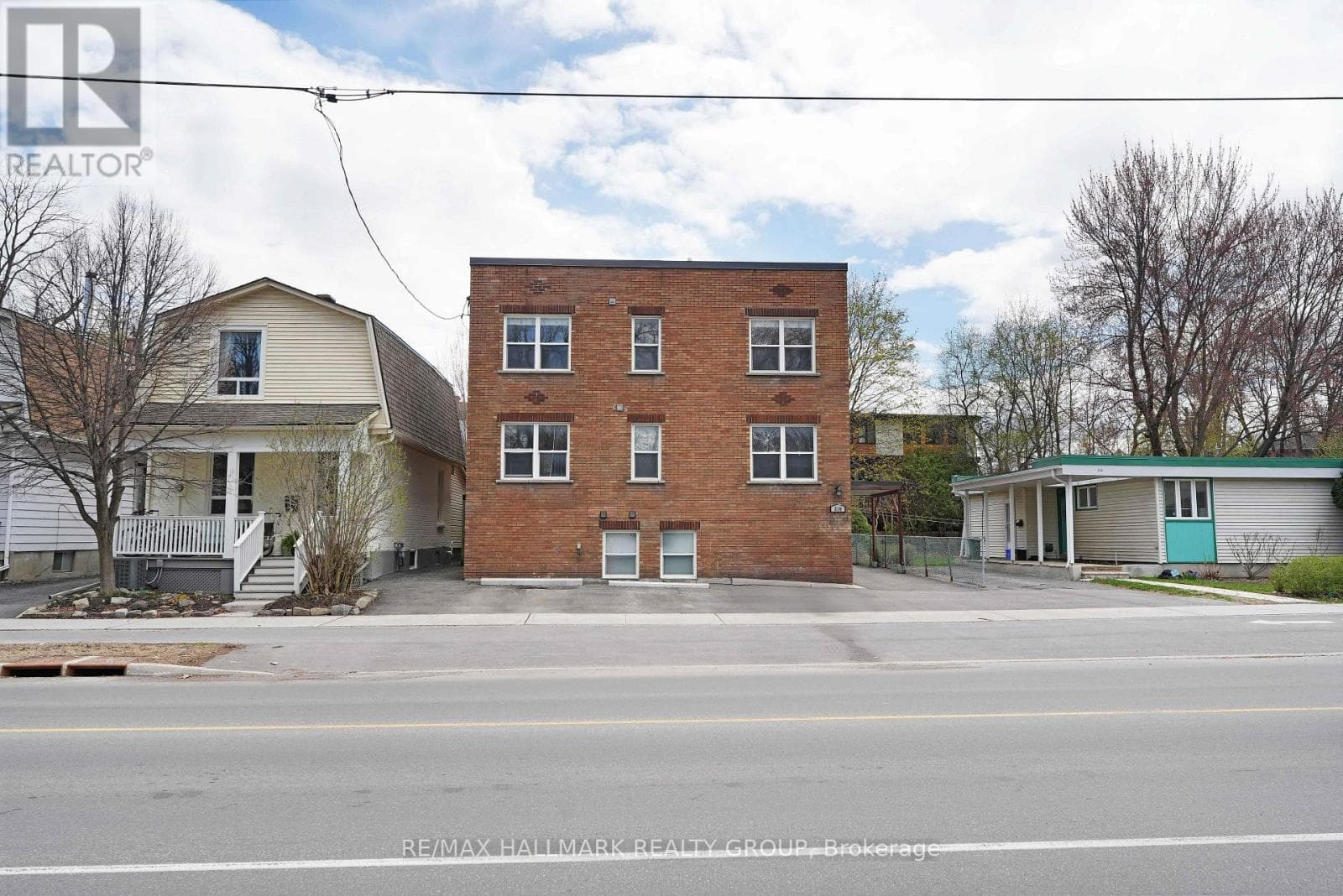 310 BYRON AVENUE, Ottawa — photo 2