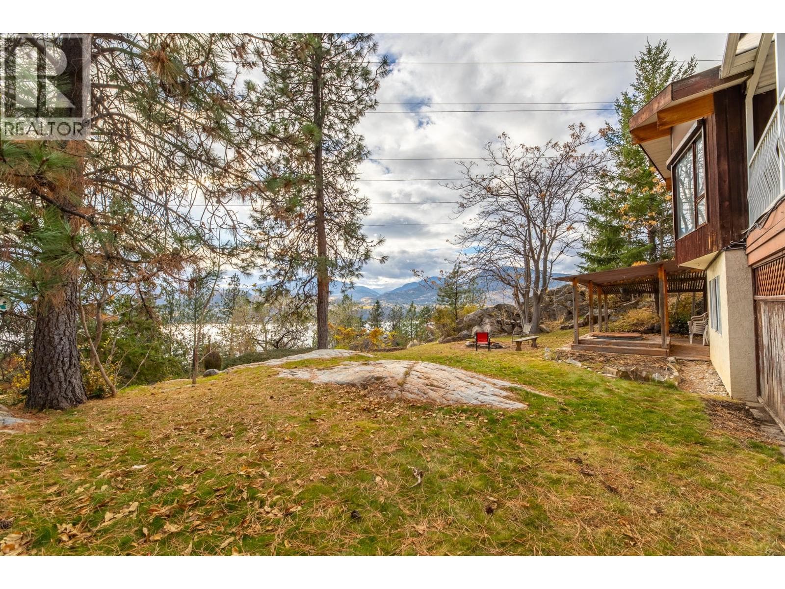 223 SUNNYBROOK Drive, Interior REALTORS® — photo 5