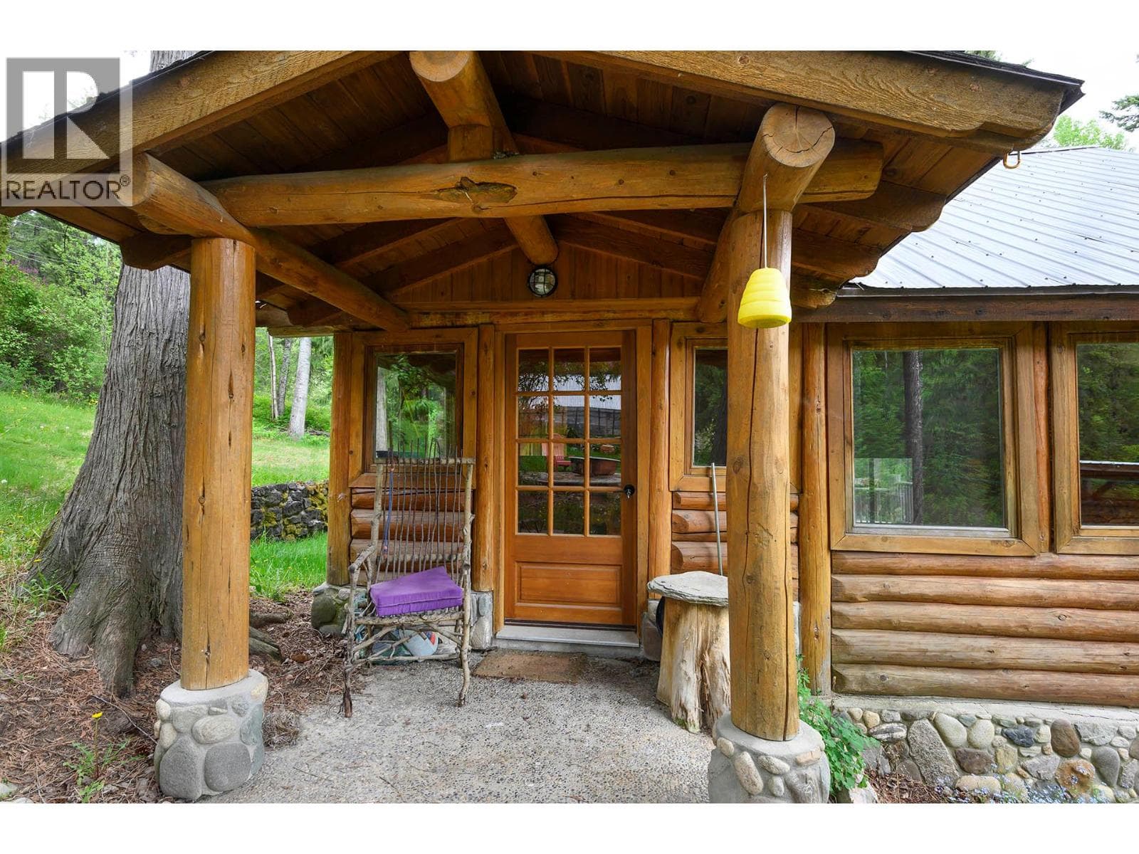 789 CANDLE CREEK ROAD, Interior REALTORS® — photo 2
