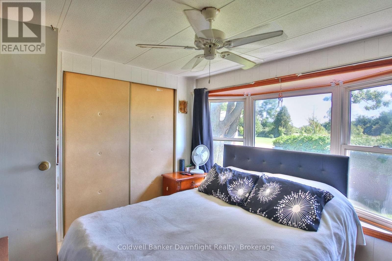 7 FIRST AVE - 75049 HENSALL ROAD — photo 3