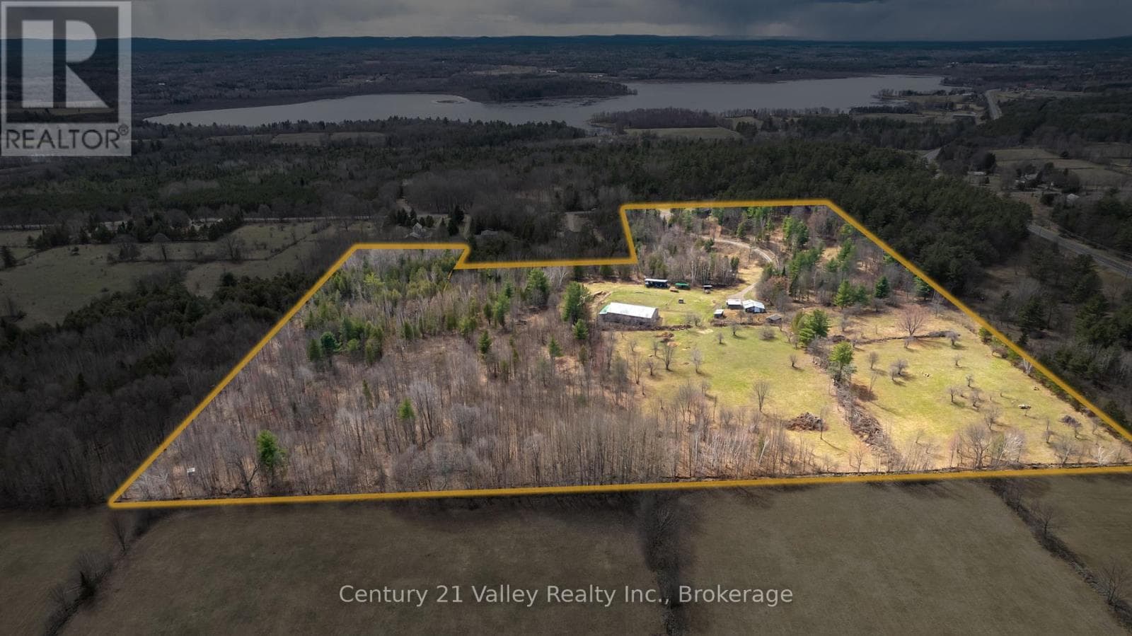 754 CROOKED RAPIDS ROAD NORTH — photo 2
