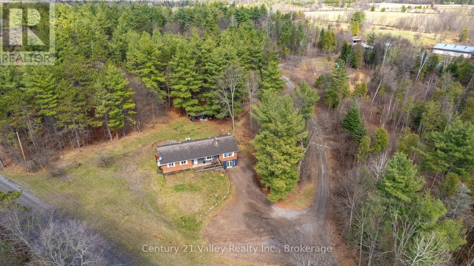 754 CROOKED RAPIDS ROAD NORTH in