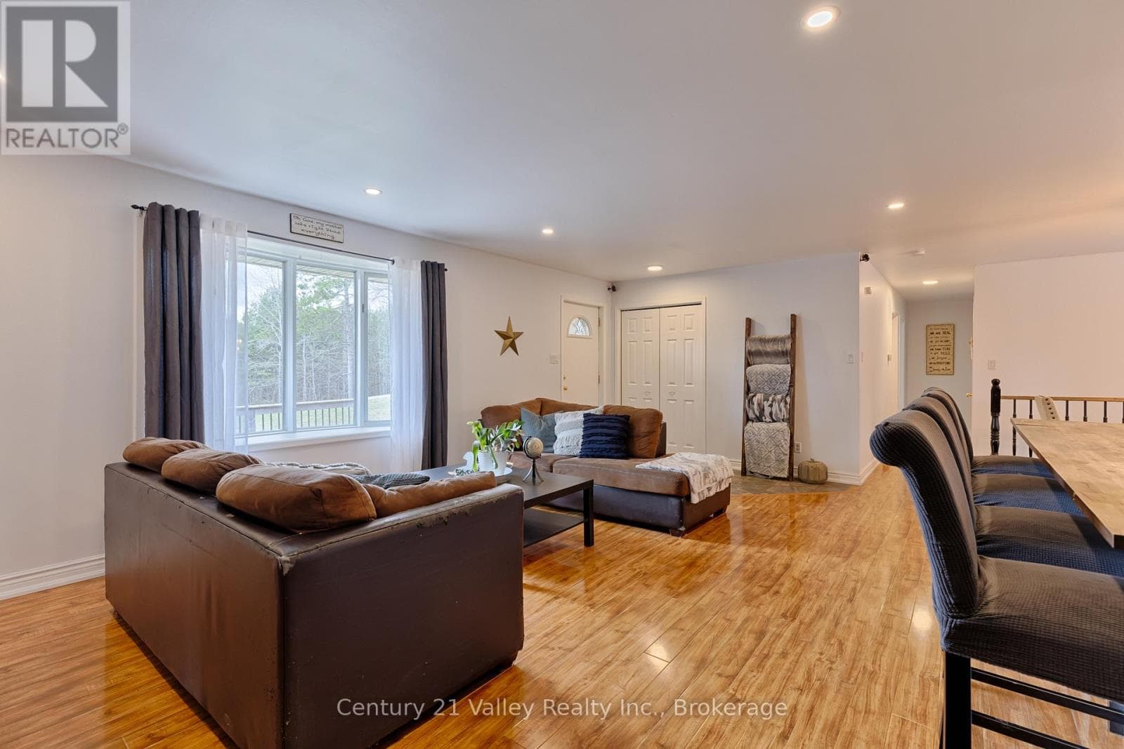 754 CROOKED RAPIDS ROAD NORTH — photo 5