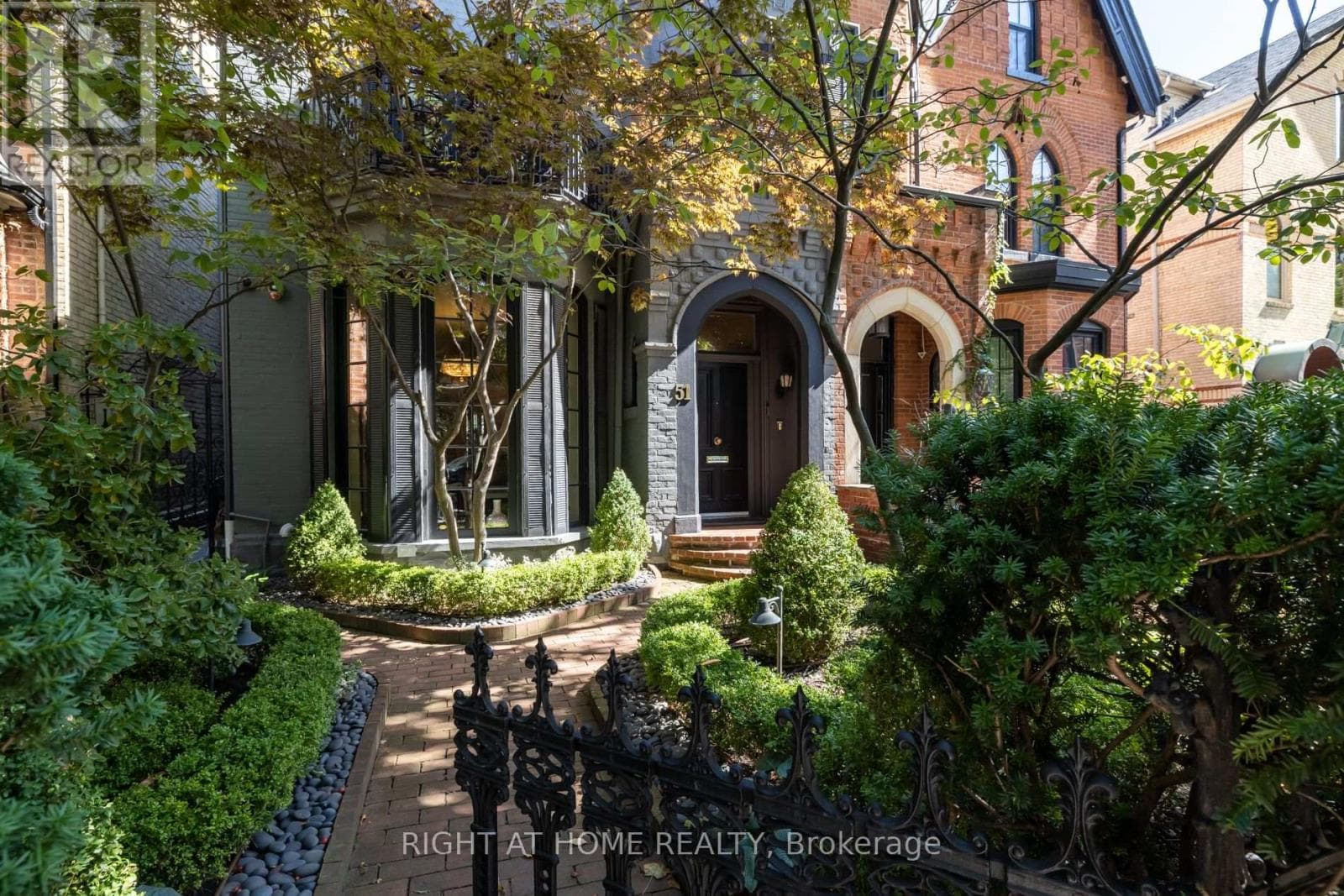 51 HAZELTON AVENUE, Toronto — photo 3