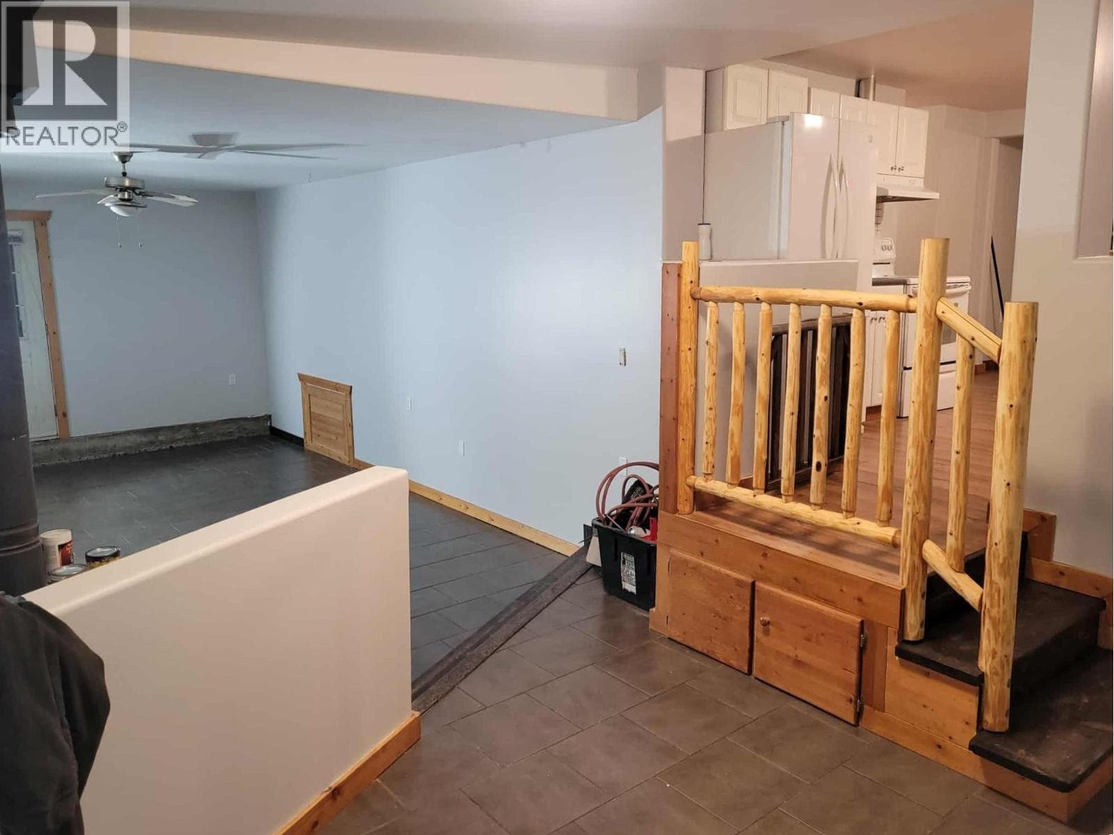 536 Swanson Road, Interior REALTORS® — photo 4