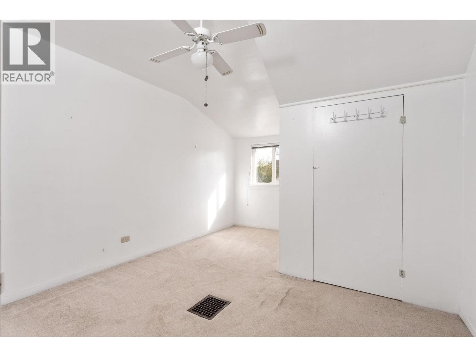 2206 MUSQUEAMVIEW STREET, Greater Vancouver — photo 3