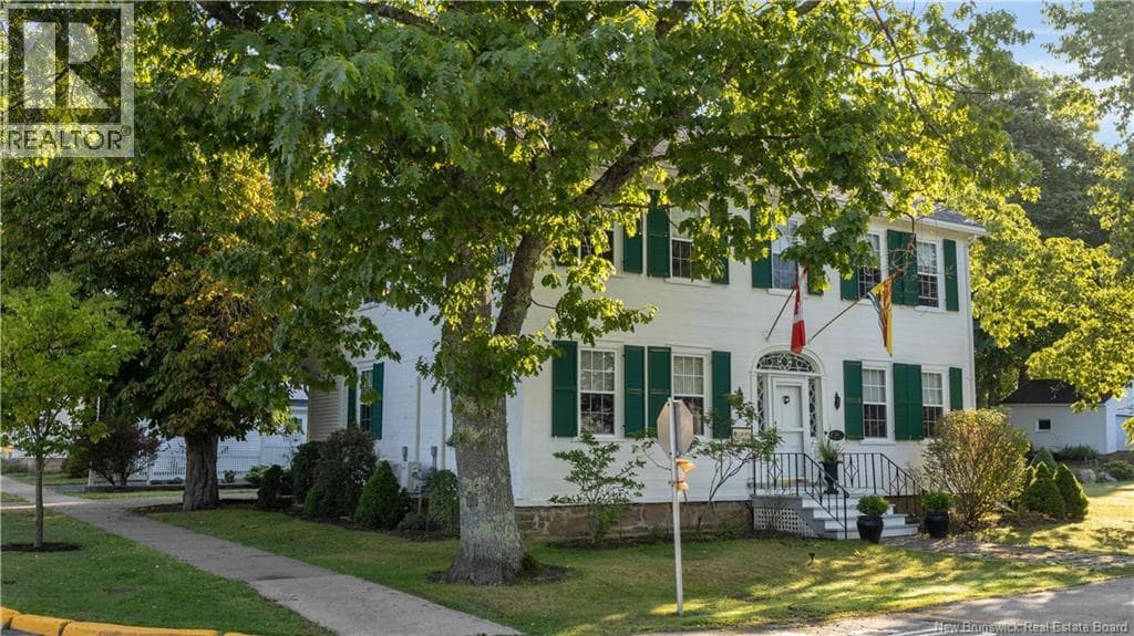 204 MONTAGUE STREET — photo 2