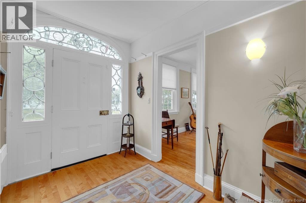 204 MONTAGUE STREET — photo 3